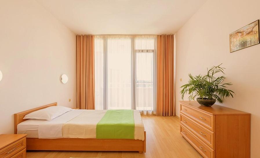 Apartment Konstantin In Trakia Plaza Солнечный берег Экстерьер фото